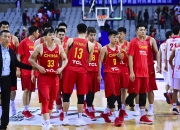 米兰体育,-球员在比赛中奋力拼搏，顽强精神令人折服的简单介绍