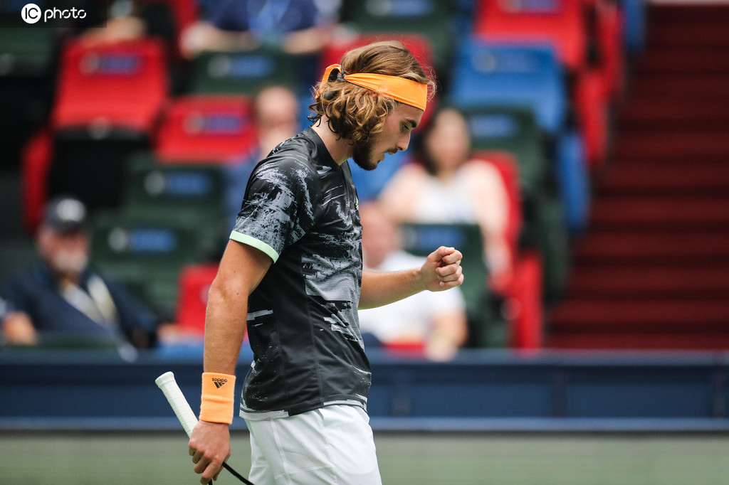 印度男子网球选手逆转成功，晋级