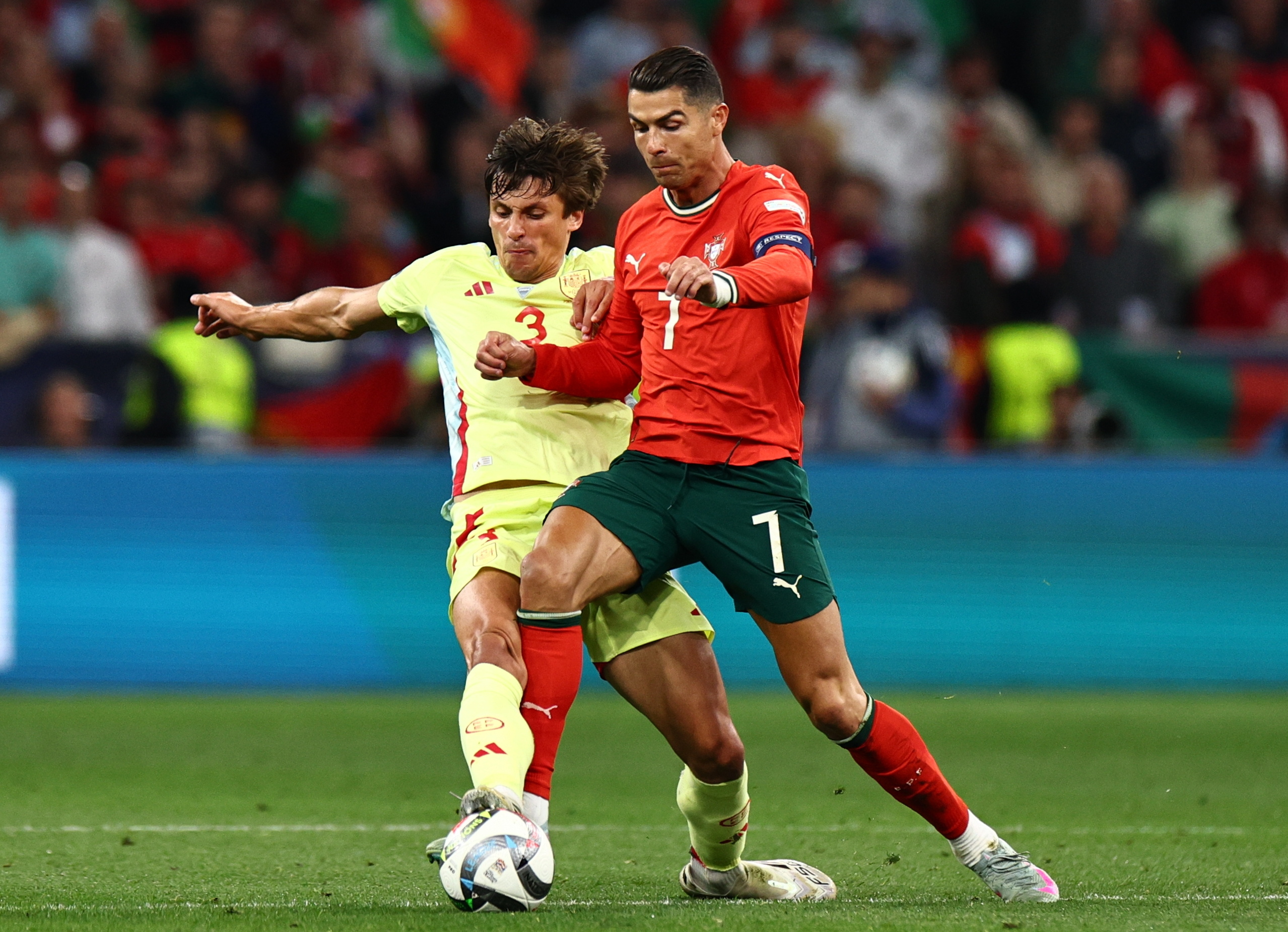 关于葡萄牙奋力竞逐，一路杀进半决赛的信息