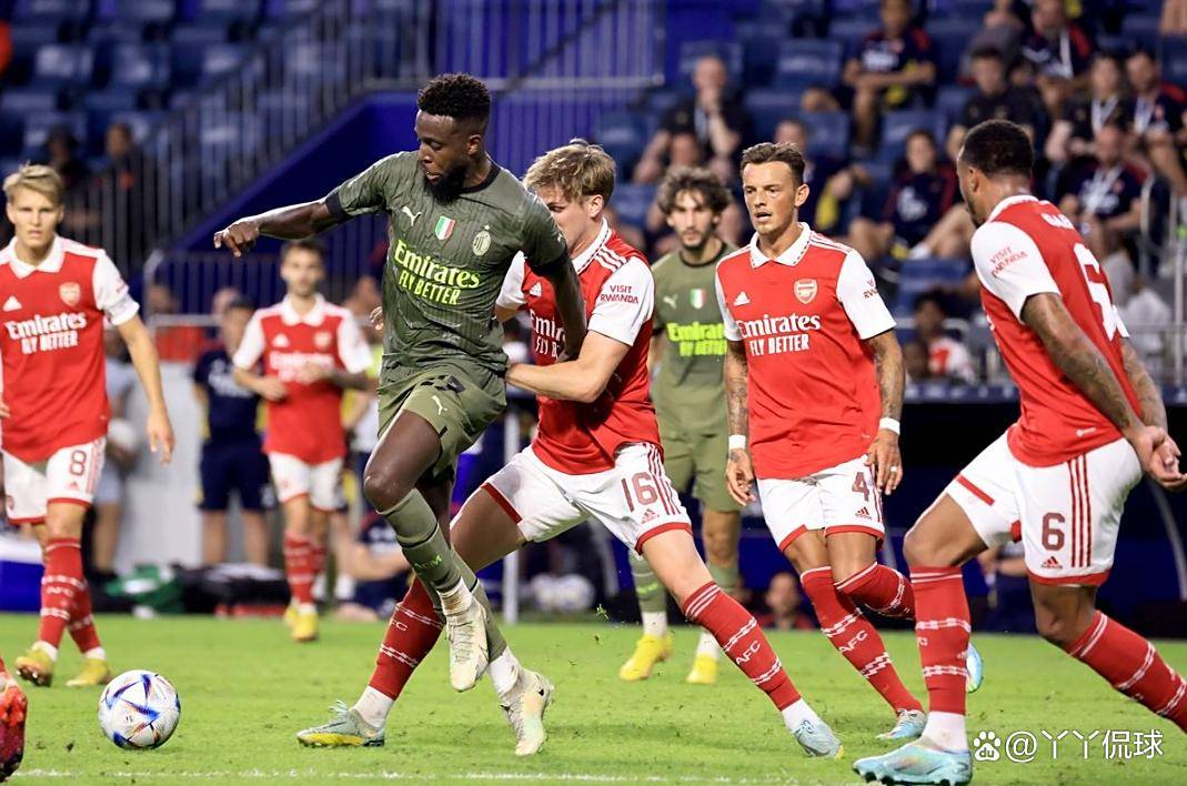 意甲劲旅名列前茅，球队势不可挡