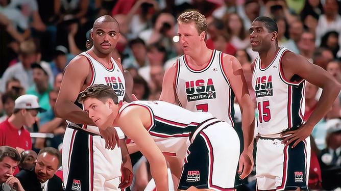 加拿大篮球比赛中出现了一场激烈的对决