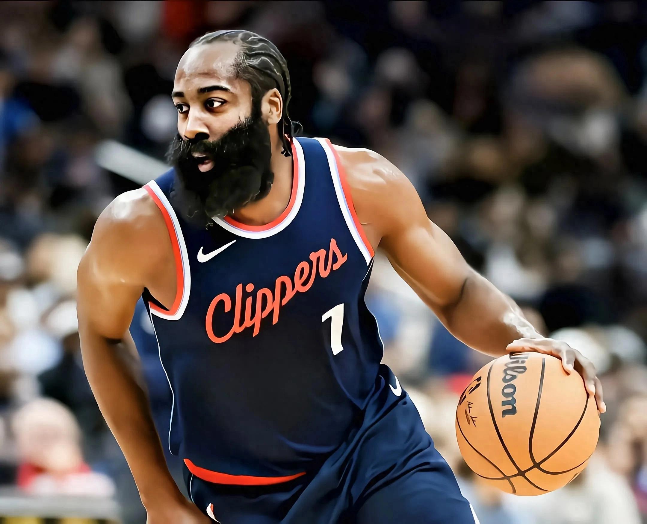 快船主场击败黄蜂，保持不败