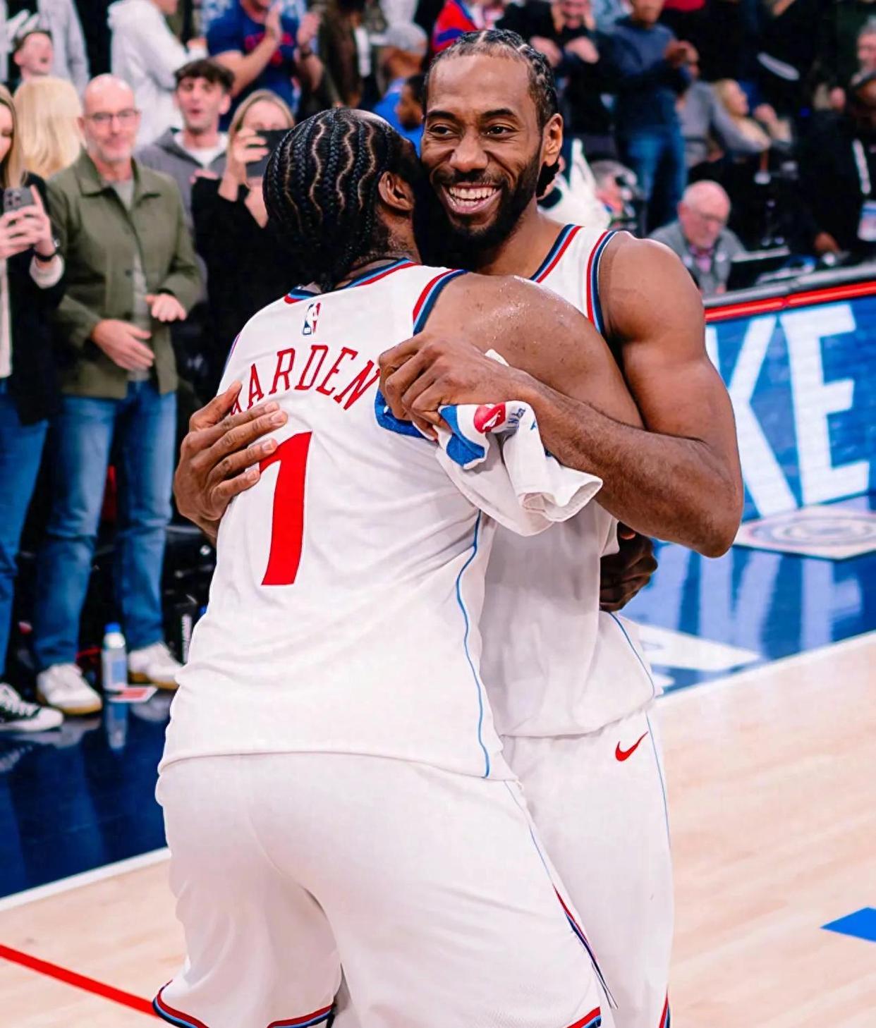 快船擒下尼克斯，迎来三连胜